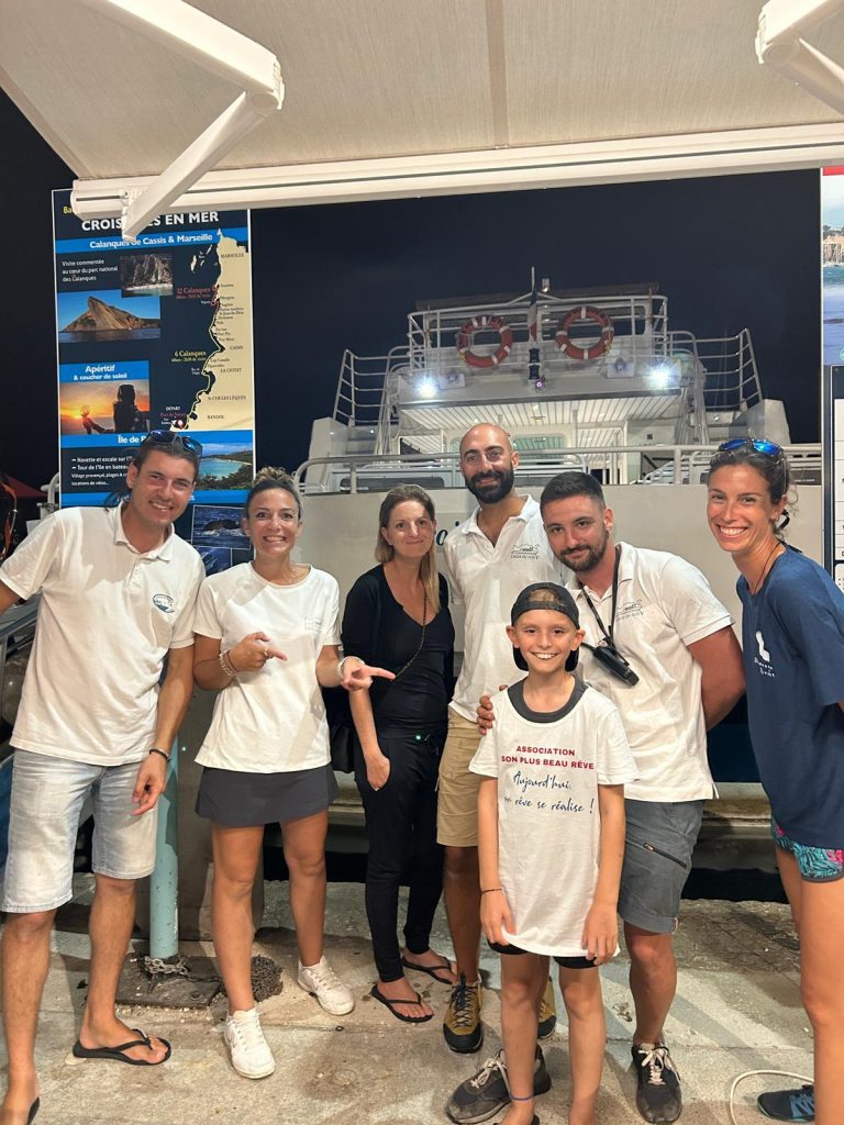 son-plus-beau-reve-clement-baleine-et-dauphin-dans-l-ocean-2