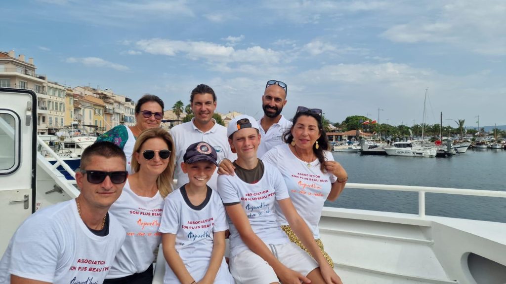 son-plus-beau-reve-clement-baleine-et-dauphin-dans-l-ocean-9